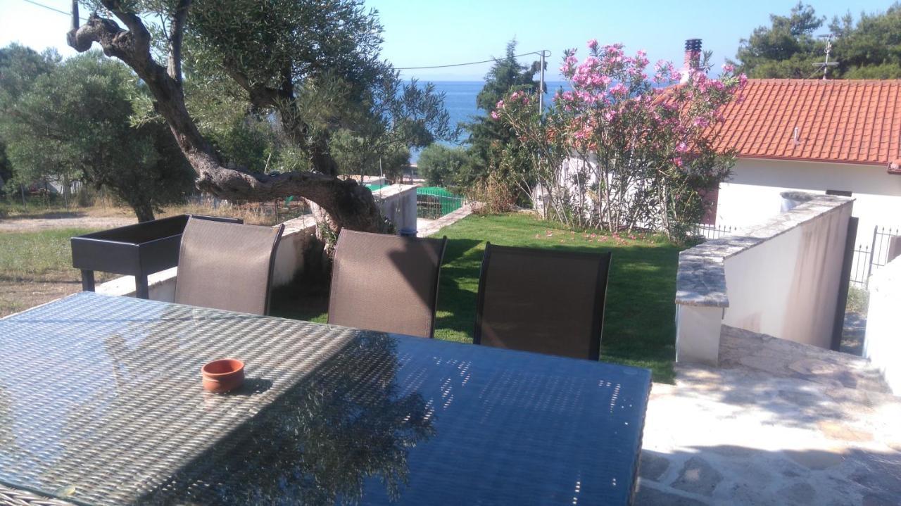 Maisonette Close To The Beach Nikiti  Exterior photo